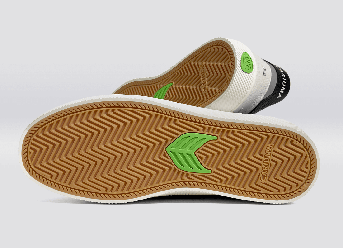 Sapatilhas Cariuma CATIBA PRO 2.0 Off-White Smoke/Black
