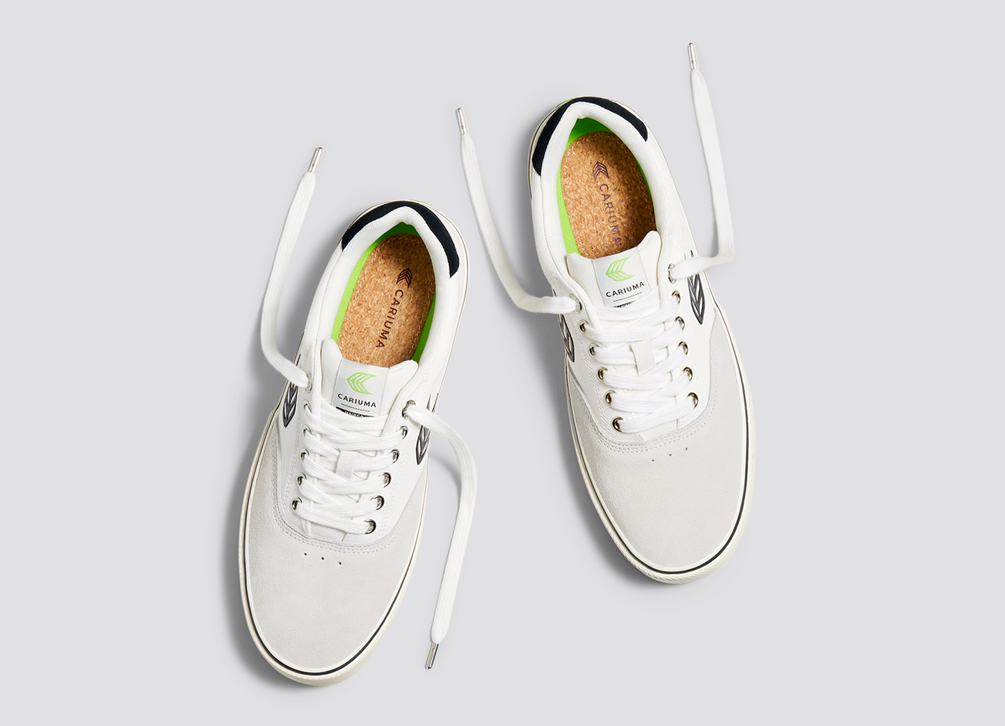 Sapatilhas Cariuma NAIOCA PRO Off-White