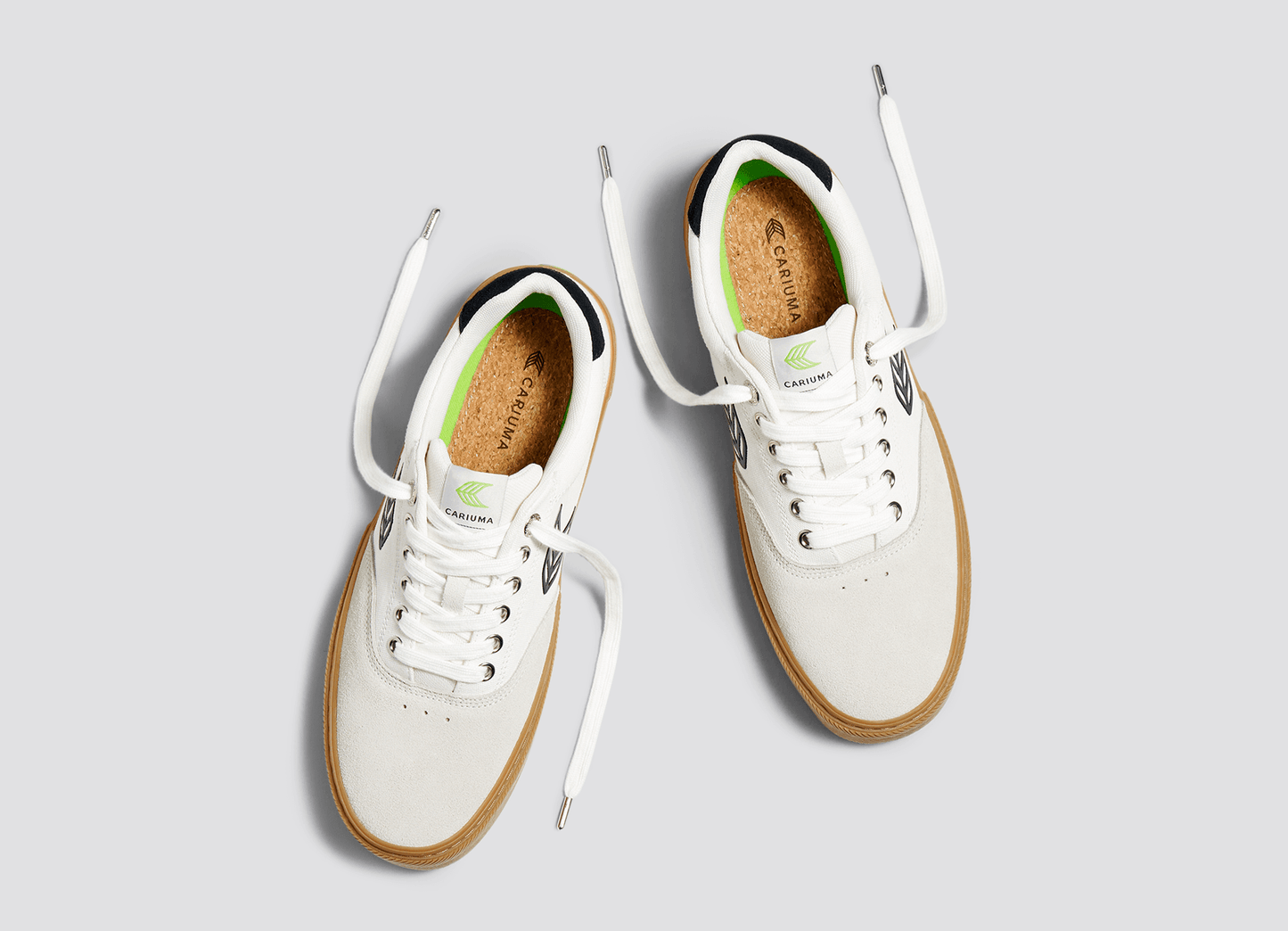 Sapatilhas Cariuma NAIOCA Gum Vintage White