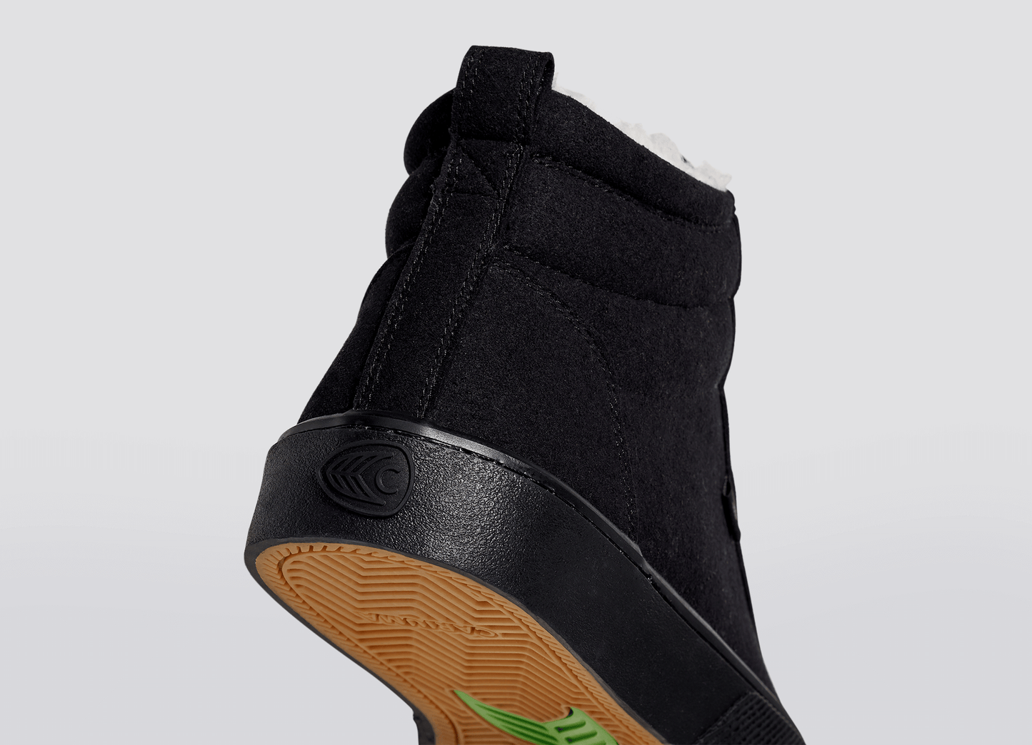 Sapatilhas Cariuma OCA HIGH All Black