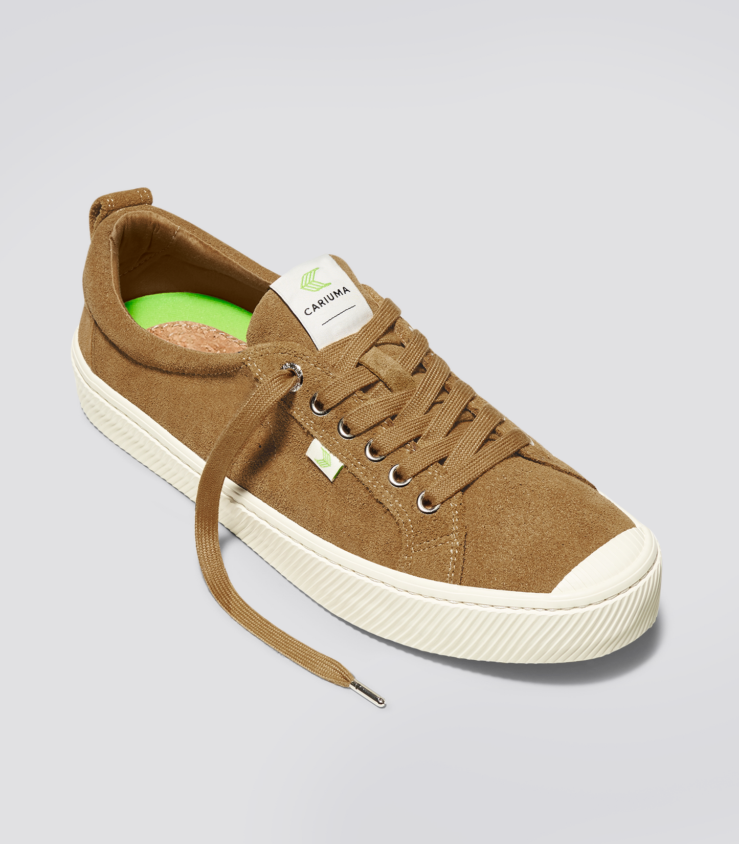 Sapatilhas Cariuma OCA LOW Camel
