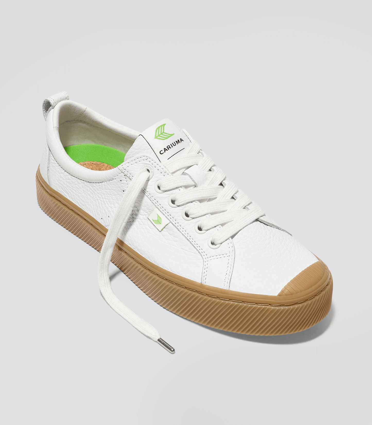 Cariuma Shoes OCA LOW Gum White