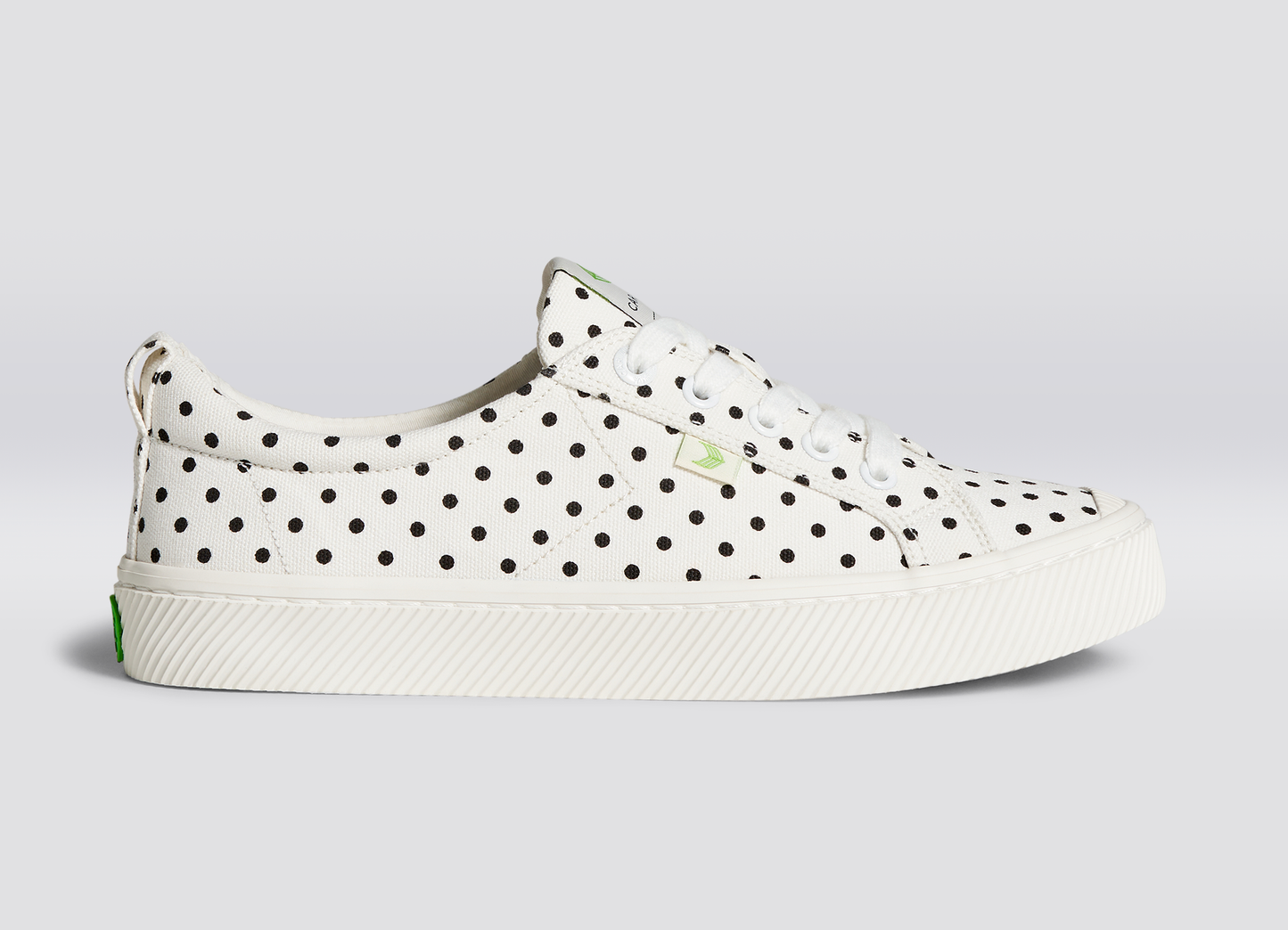 Sapatilhas Cariuma OCA LOW White Polka Dot
