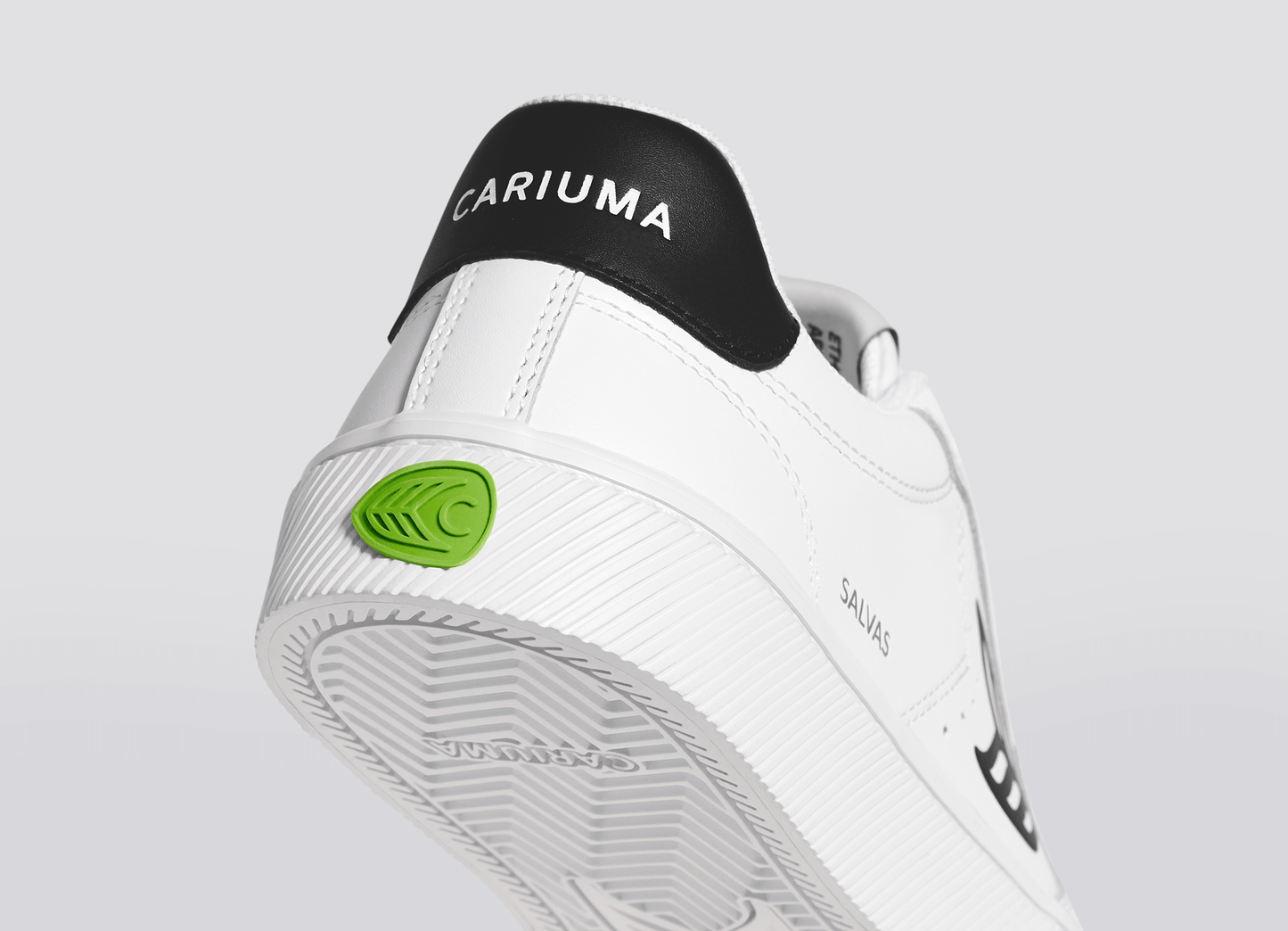 Cariuma Shoes SALVAS White/Black