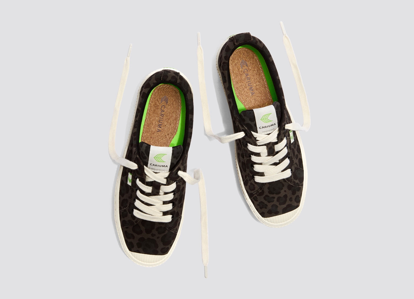 Cariuma Shoes OCA LOW Black Jaguar Print