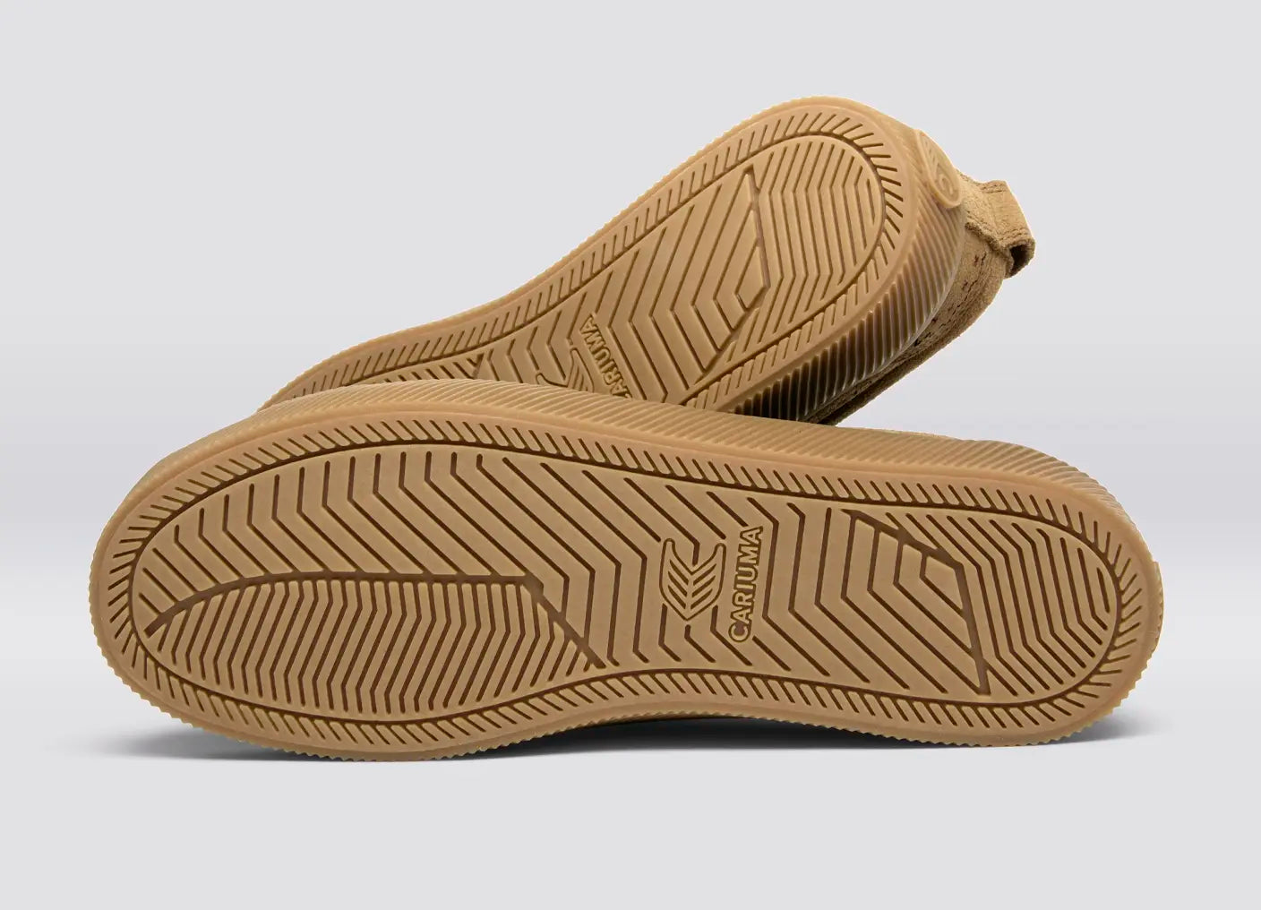 Cariuma Shoes OCA LOW All Camel