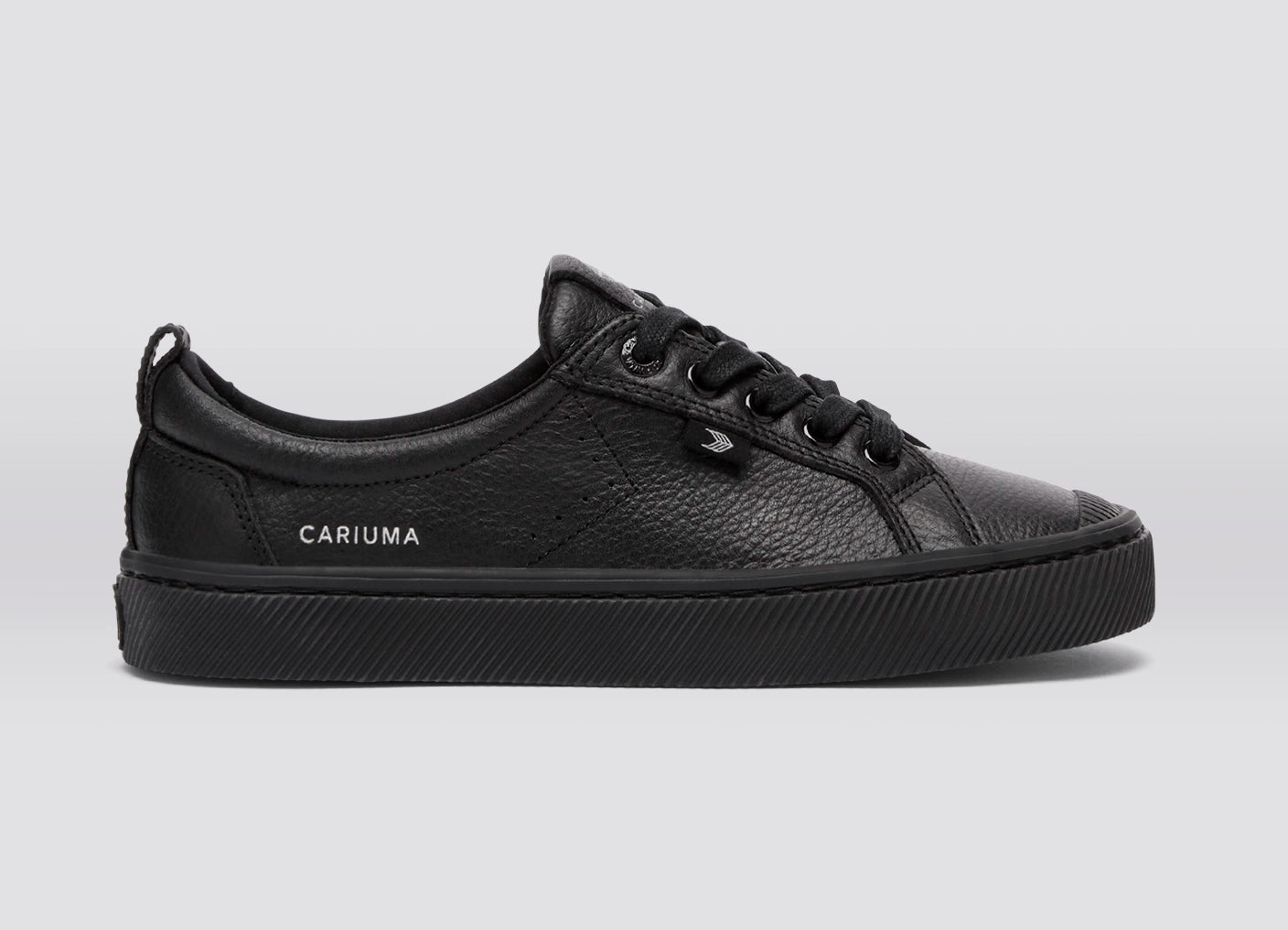 Cariuma Shoes OCA LOW Teak Black Premium Leather