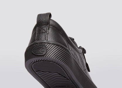 Cariuma Shoes OCA LOW Teak Black Premium Leather