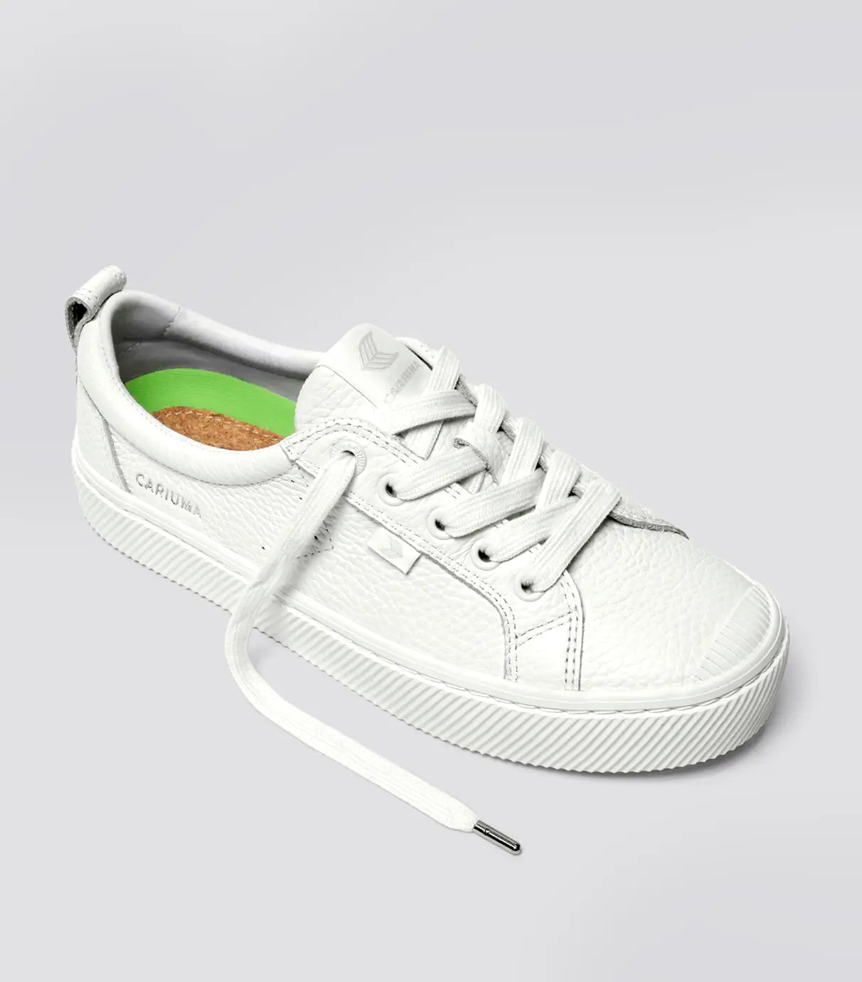 Sapatilhas Cariuma OCA LOW White