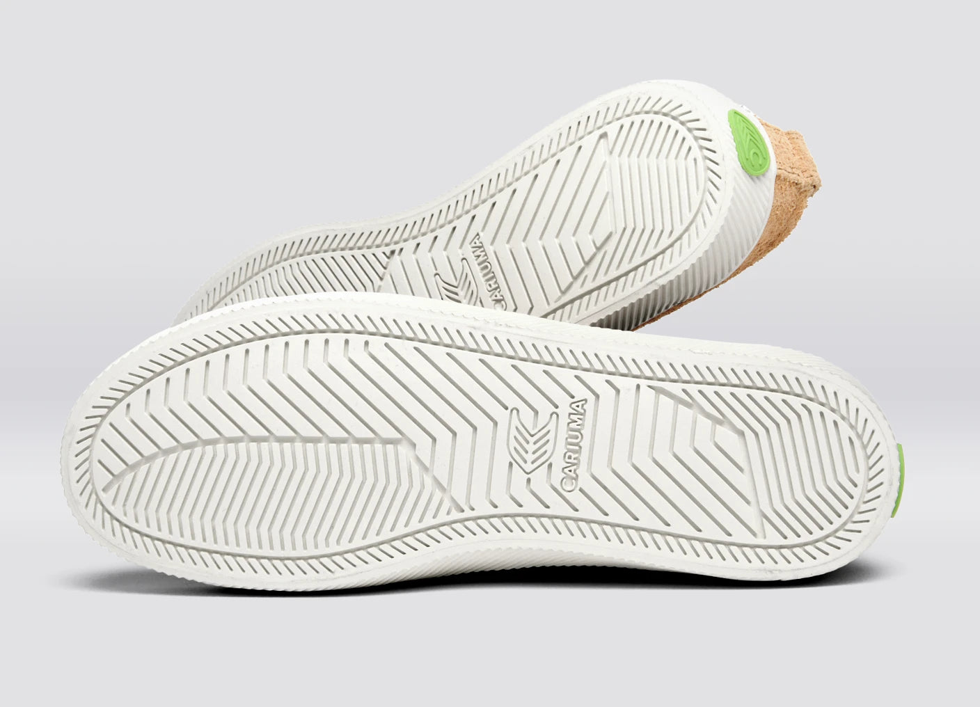 Cariuma Shoes OCA LOW Latte Beige