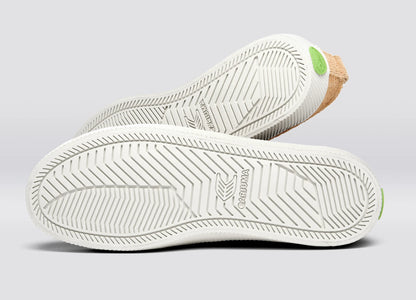 Cariuma Shoes OCA LOW Latte Beige
