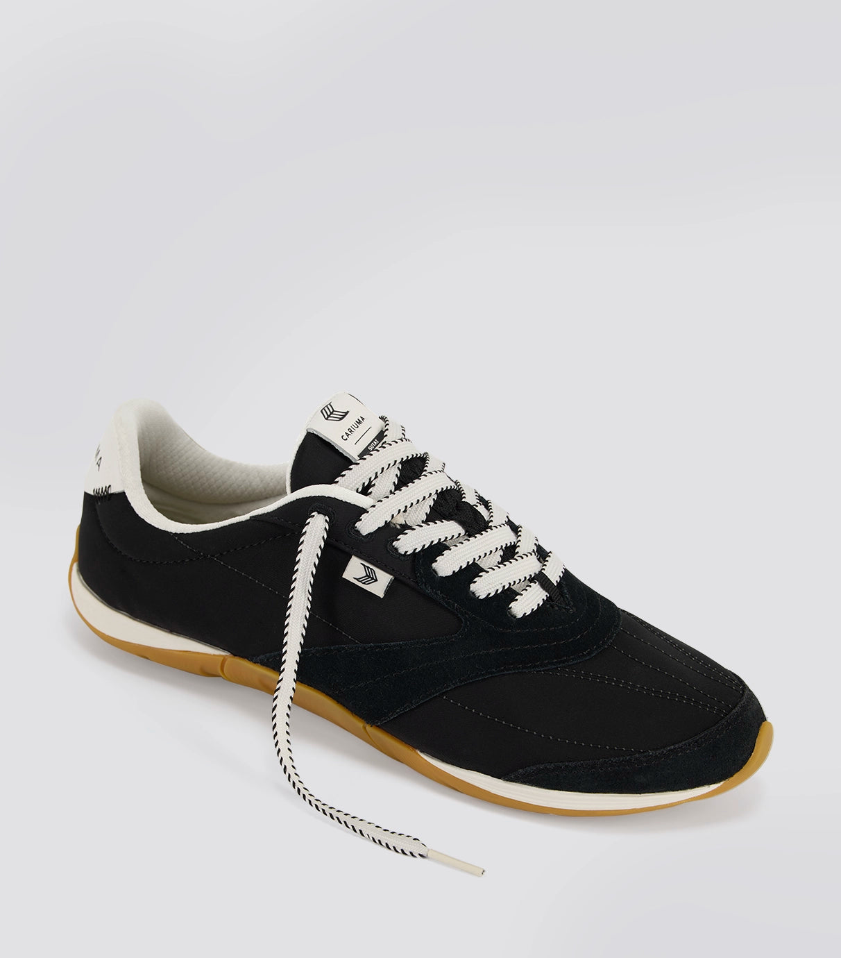 Cariuma Shoes SUTAI Black
