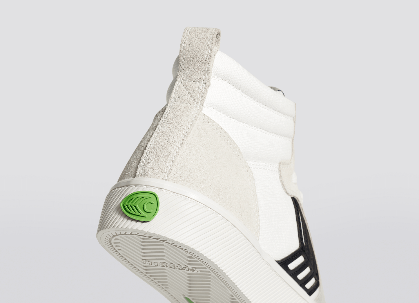 Sapatilhas Cariuma CATIBA PRO HIGH Off-White