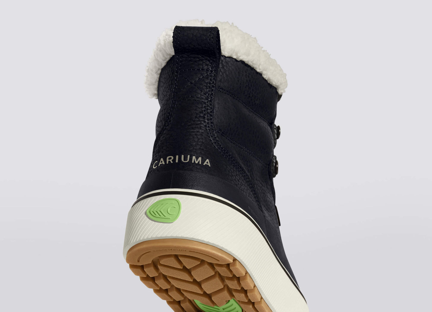 Cariuma Shoes IBIRA Black