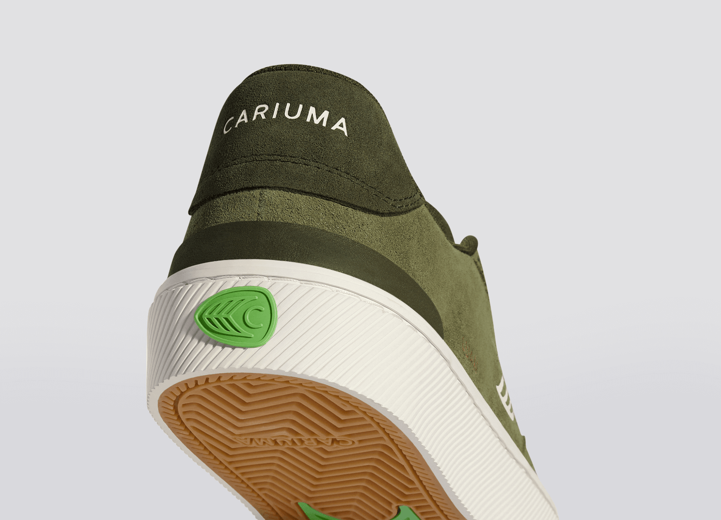 Sapatilhas Cariuma LUAN PRO Verde azeitona/marfim