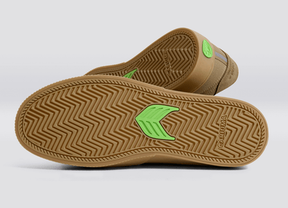 Sapatilhas Cariuma NAIOCA PRO Gum Burnt Sand