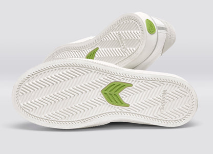 Cariuma Shoes NAIOCA PRO White