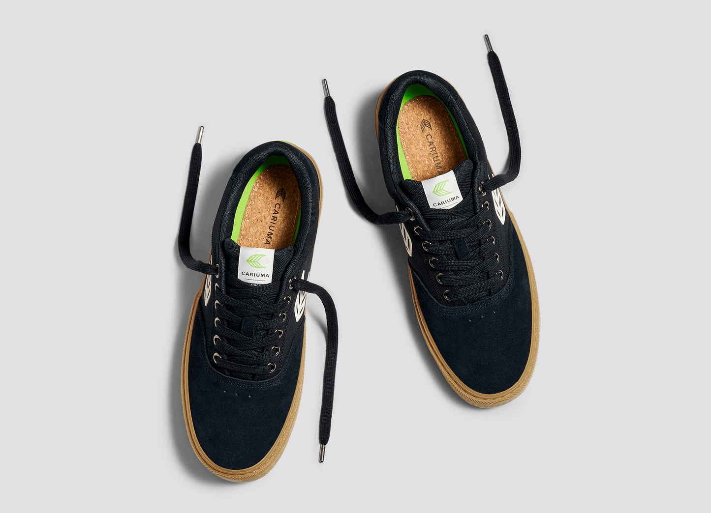Sapatilhas Cariuma NAIOCA Gum Black