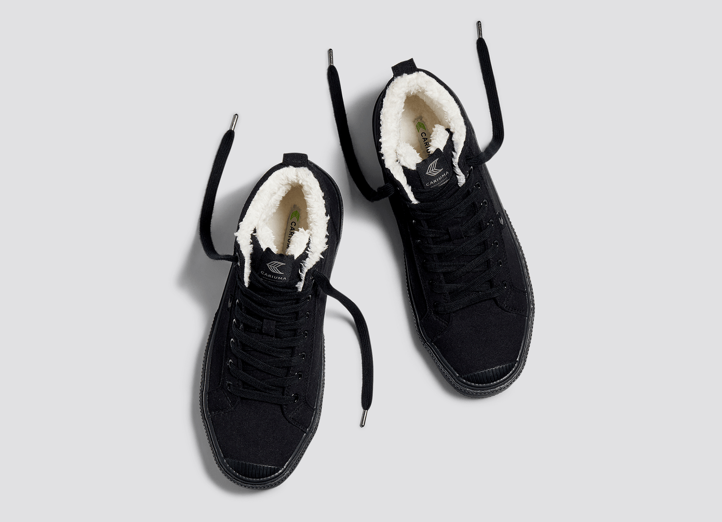 Cariuma Shoes OCA THERMA HIGH All Black