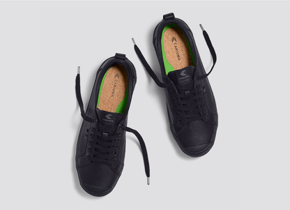 Sapatilhas Cariuma OCA LOW Triple Black