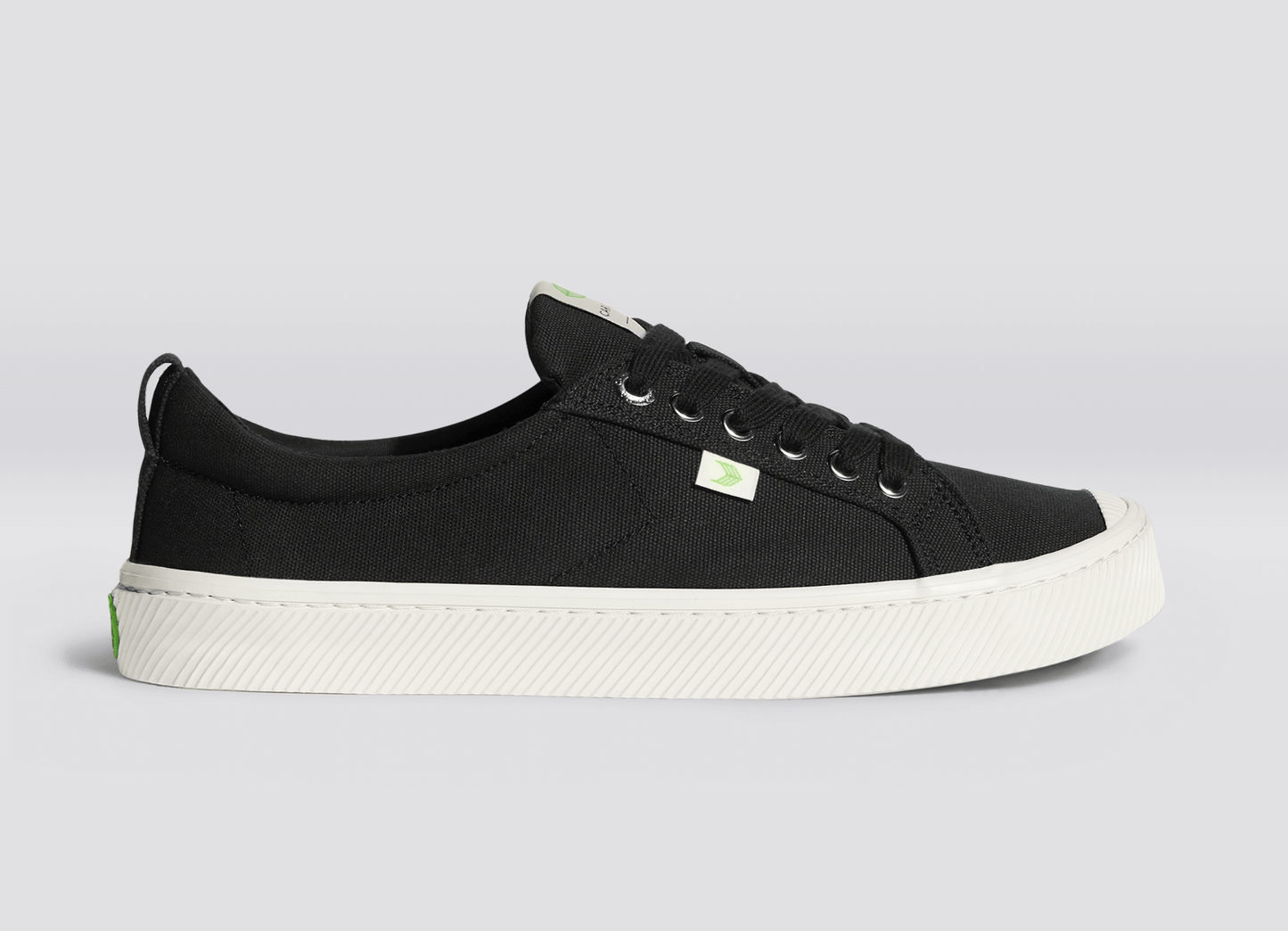 Sapatilhas Cariuma OCA LOW Black