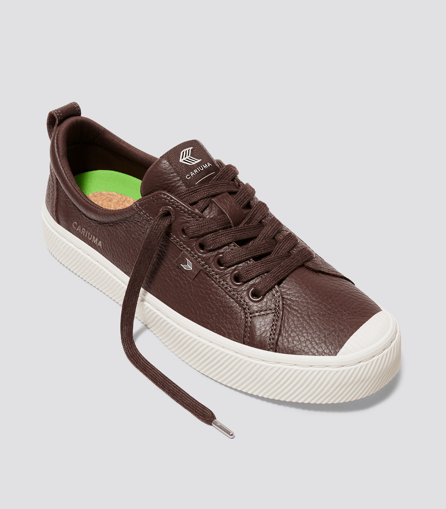 Sapatilhas Cariuma OCA LOW Brown