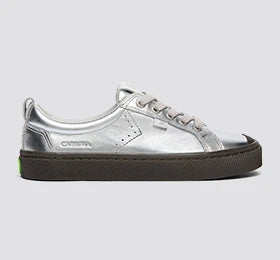Cariuma Shoes OCA LOW Metallic