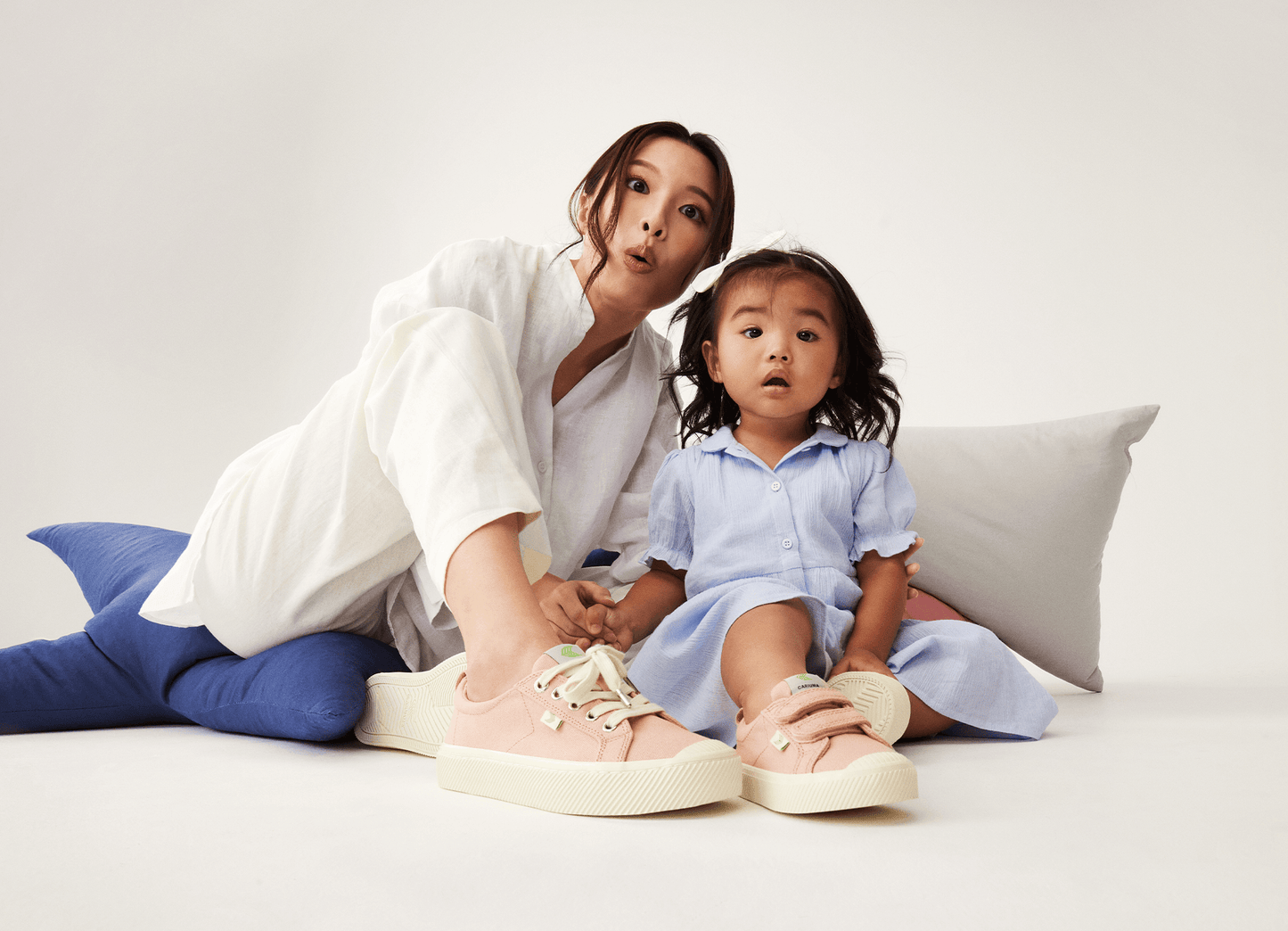 Cariuma Shoes OCA LOW Off-White