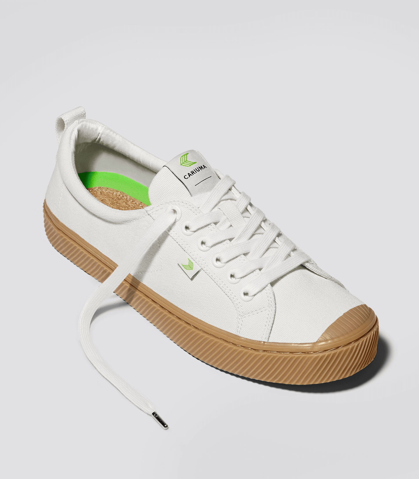 Sapatilhas Cariuma OCA LOW Gum Off White