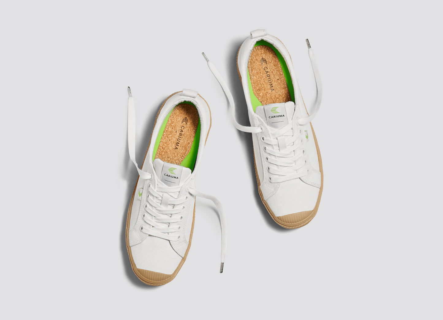 Sapatilhas Cariuma OCA LOW Gum Off White