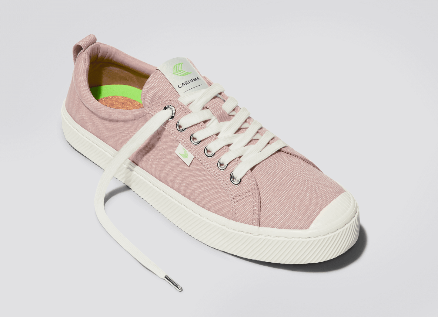 Cariuma Shoes OCA LOW Rose
