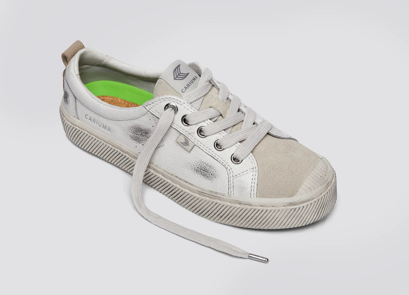 Cariuma Shoes OCA LOW Off-White