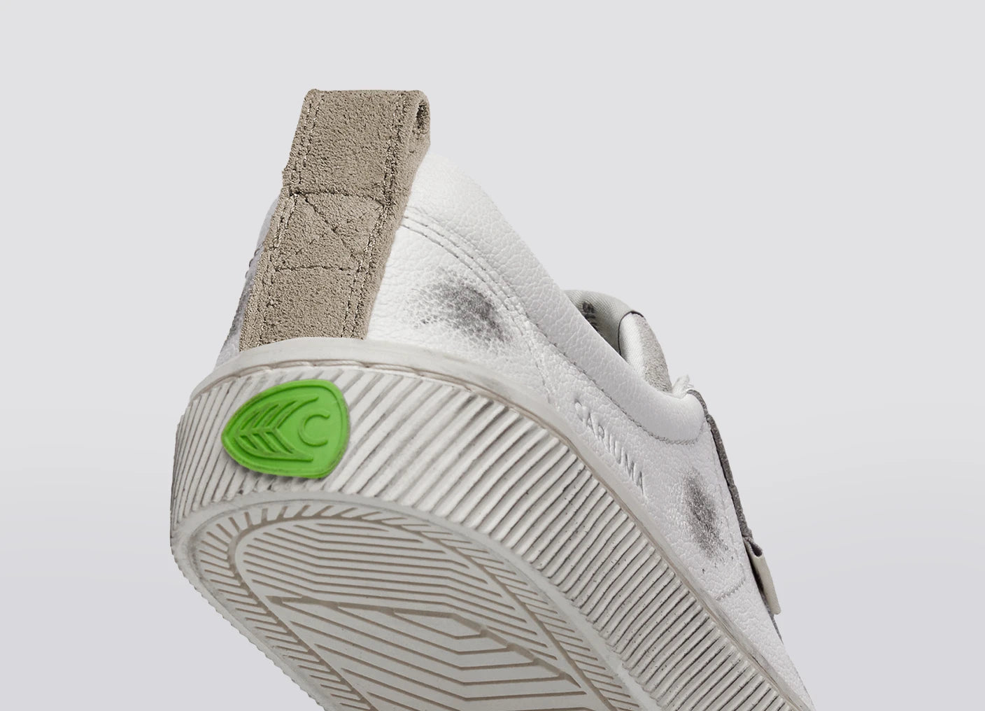Cariuma Shoes OCA LOW Off-White