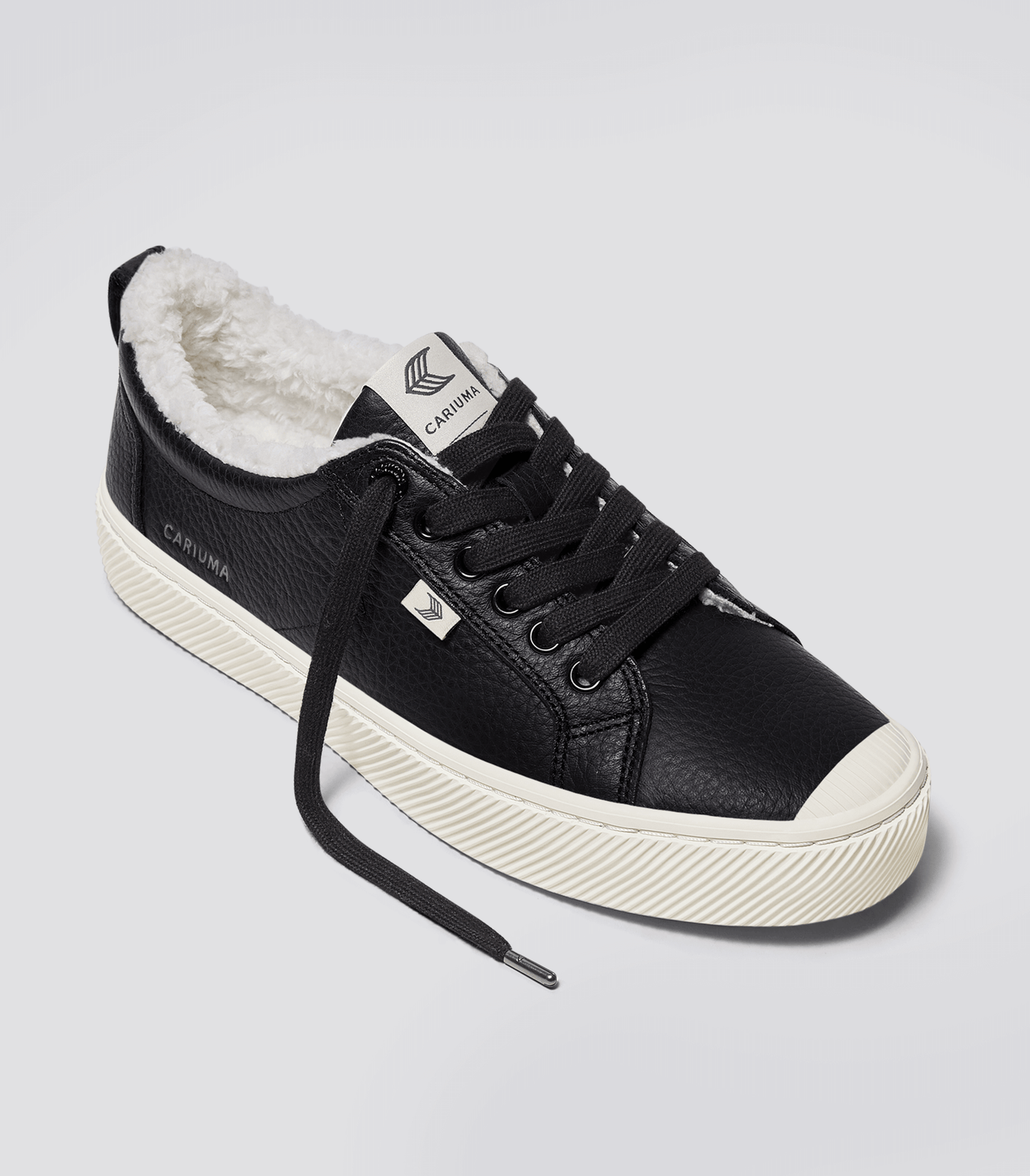 Cariuma Shoes OCA THERMA LOW Black