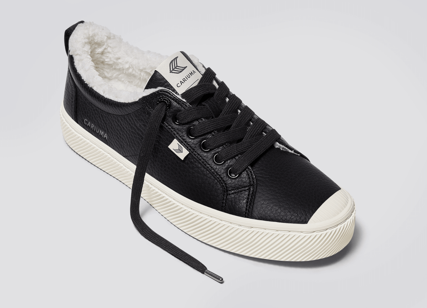 Cariuma Shoes OCA THERMA LOW Black