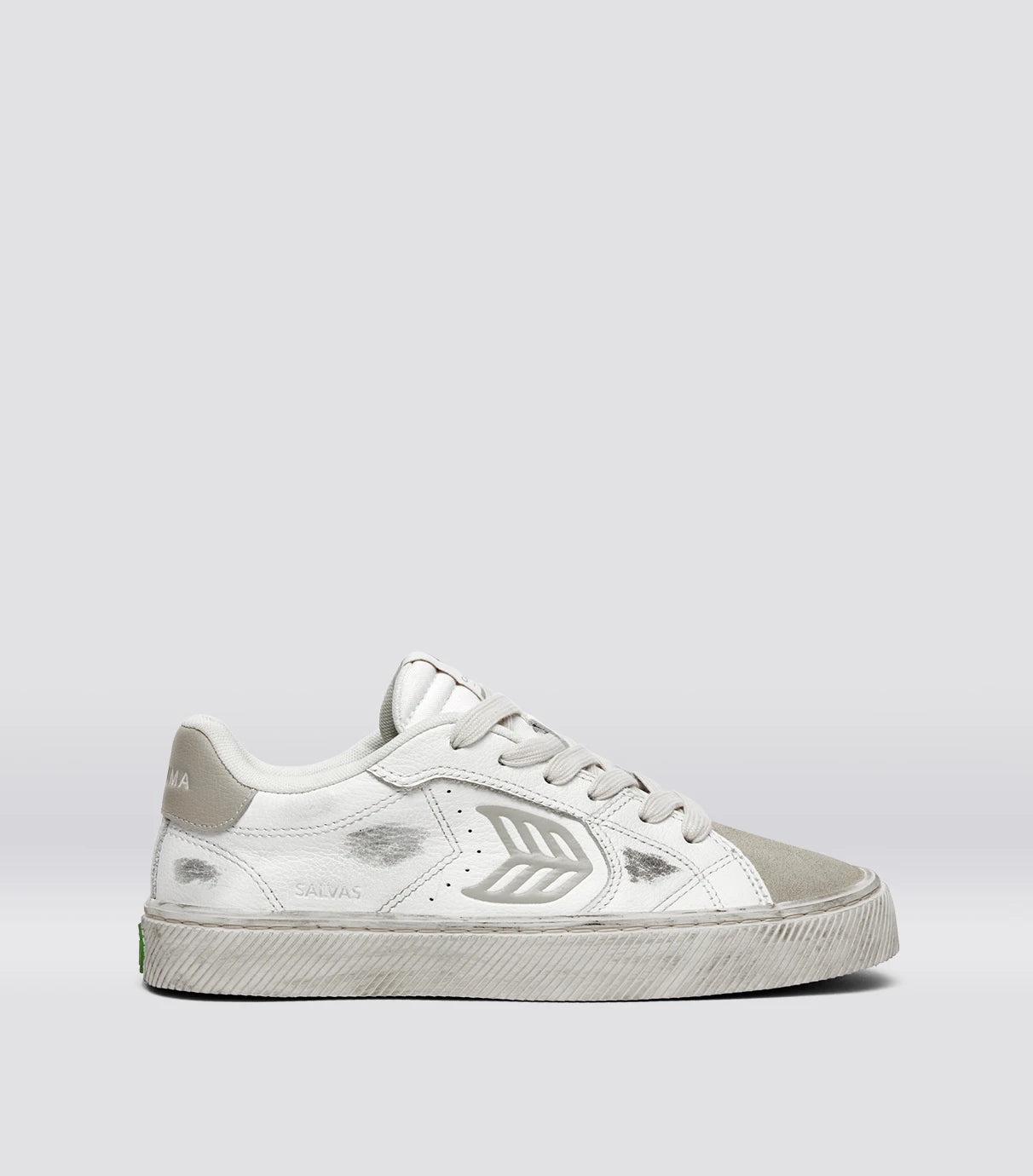 Cariuma Shoes SALVAS White