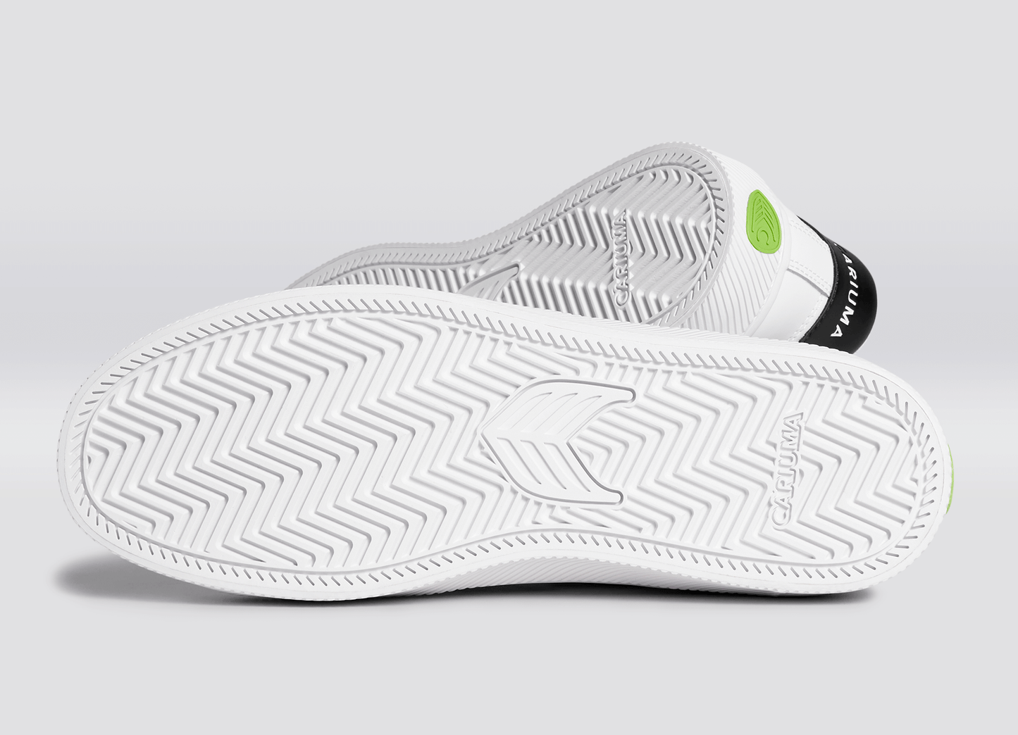 Sapatilhas Cariuma SALVAS White/Black