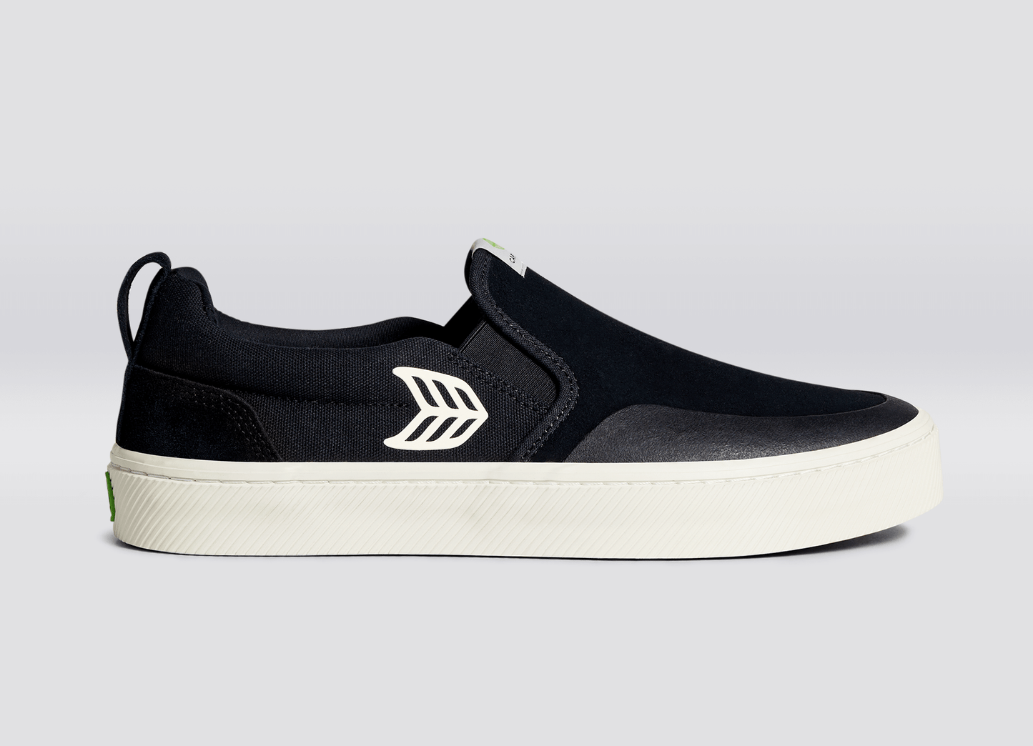 Cariuma Shoes SLIP ON PRO Black