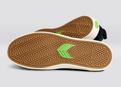 Cariuma Shoes SLIP ON PRO Black