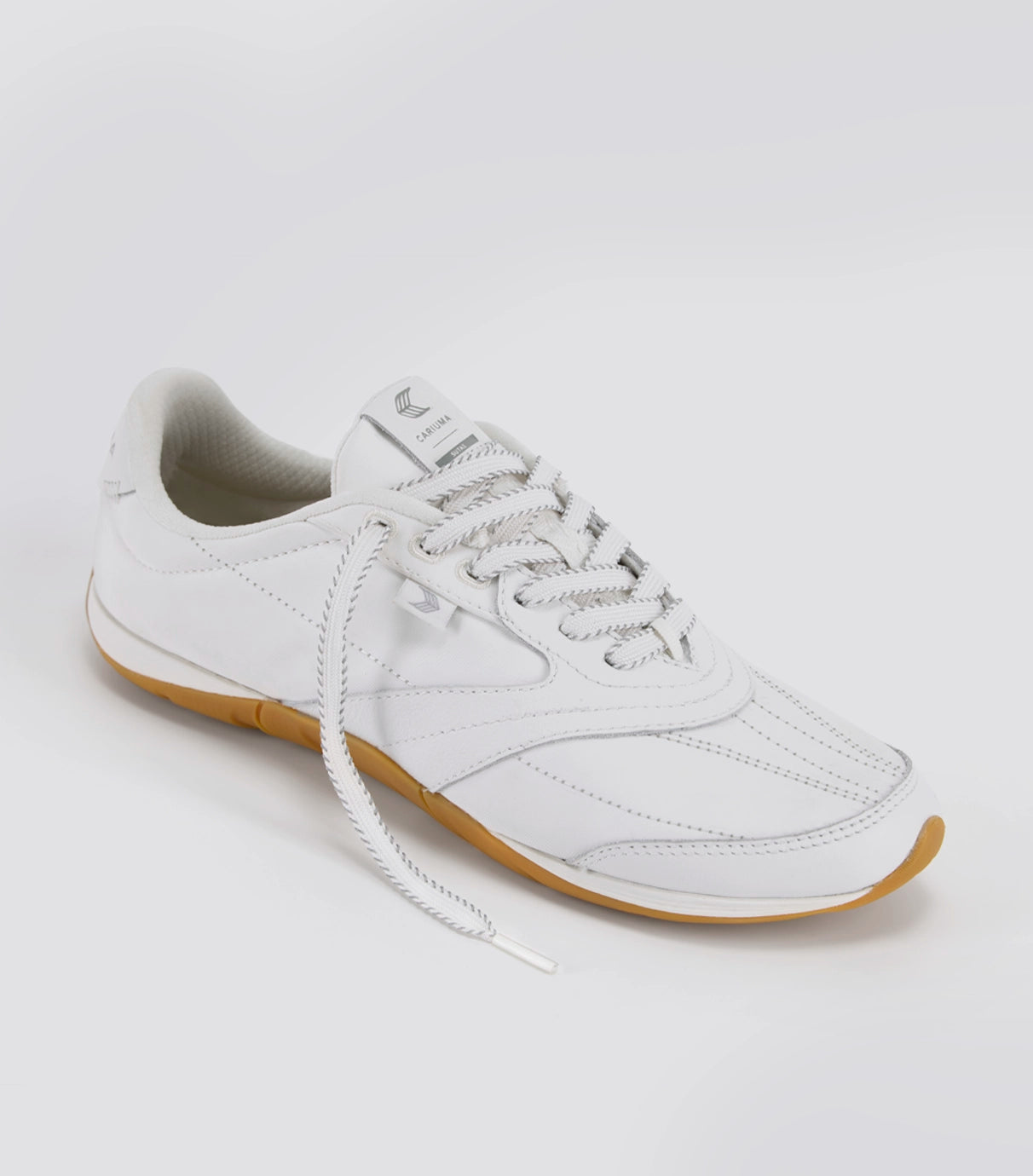 Cariuma Shoes SUTAI White