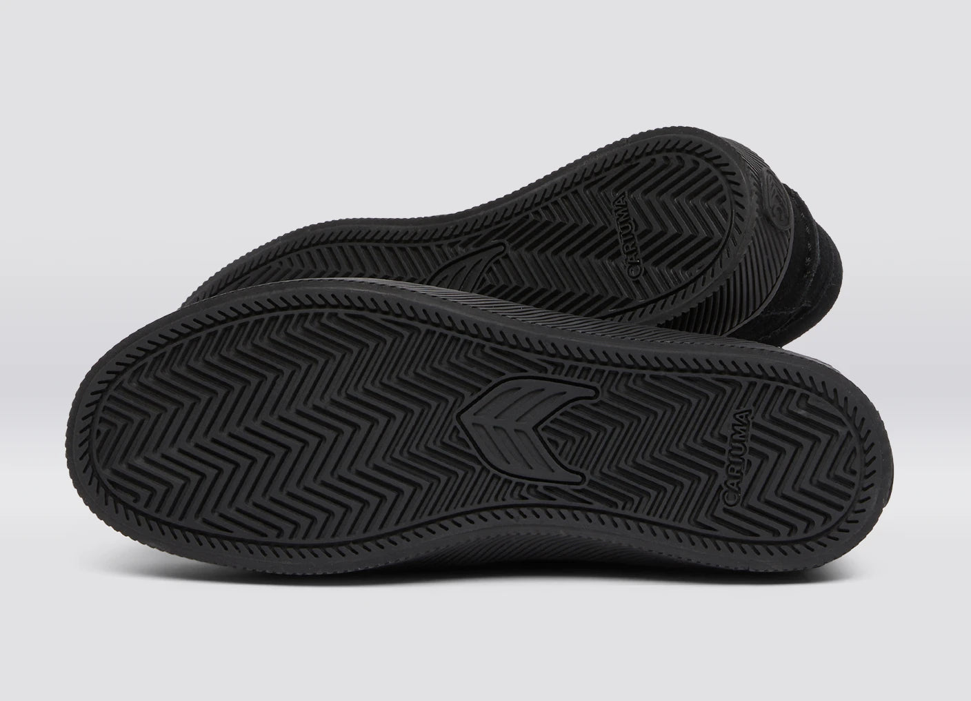 Cariuma Shoes TECO All Black
