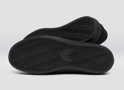 Cariuma Shoes TECO All Black