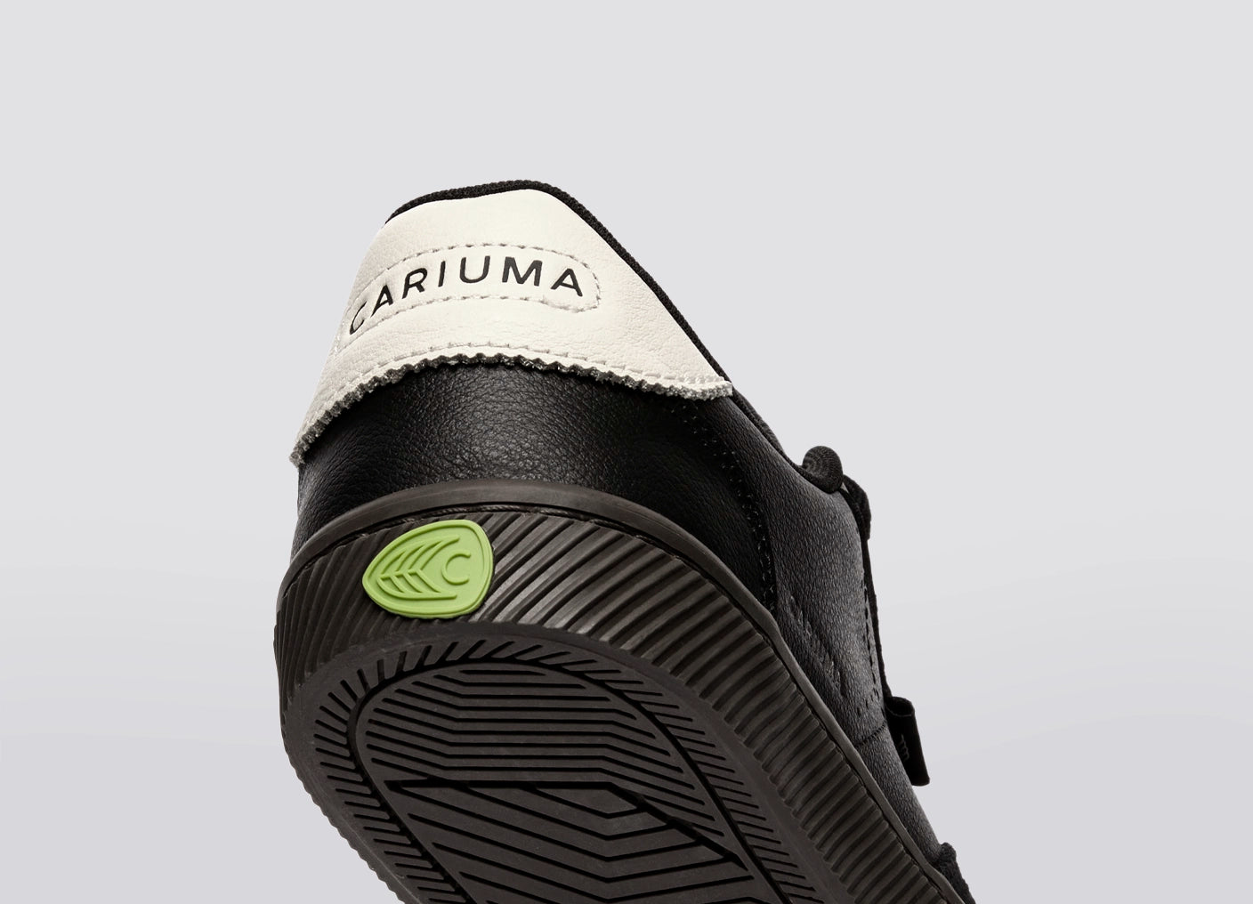 Sapatilhas Cariuma TOCA Teak Black