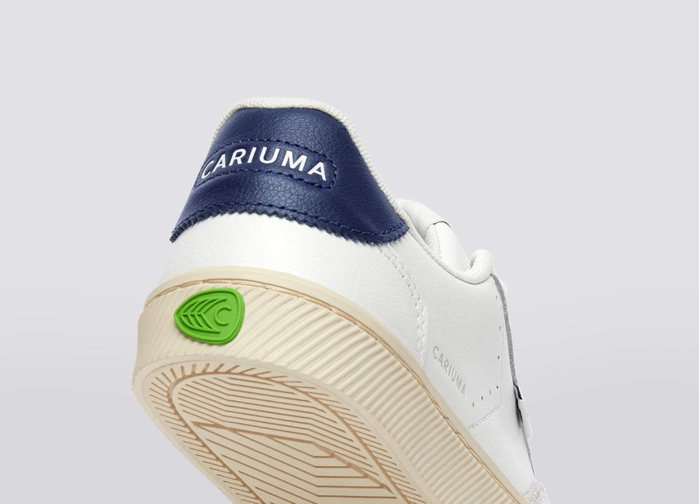 Sapatilhas Cariuma TOCA White/Smoke White