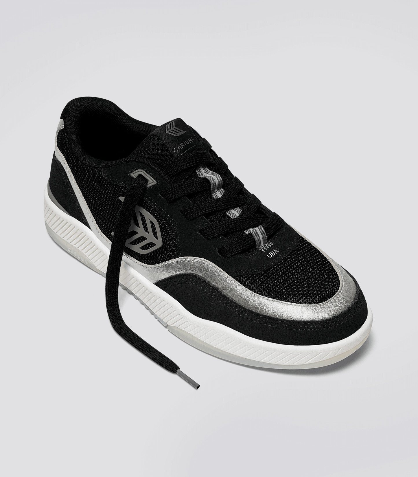 Sapatilhas Cariuma UBA Black/Silver