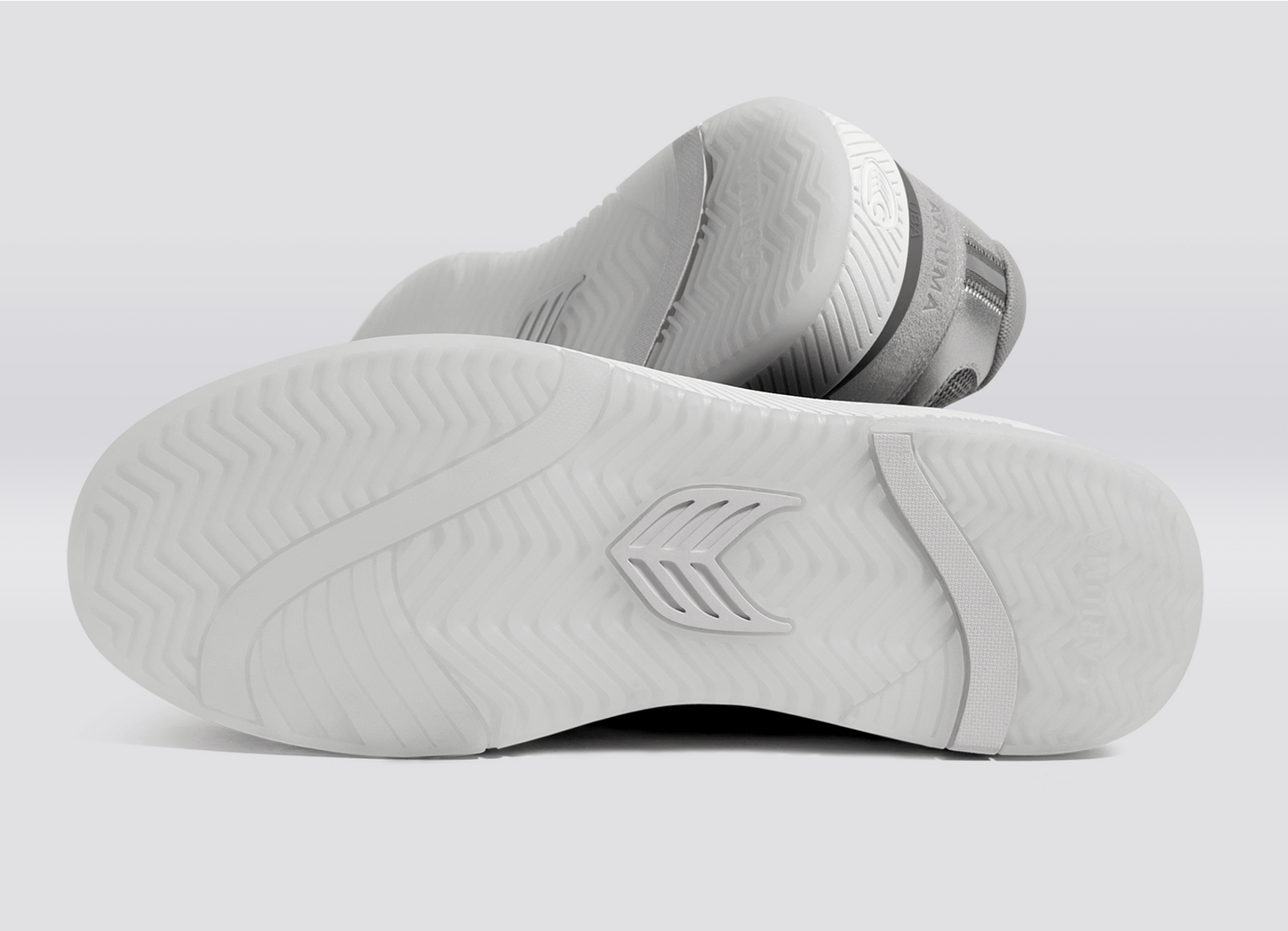 Sapatilhas Cariuma UBA Charcoal Grey/Light Grey&Silver