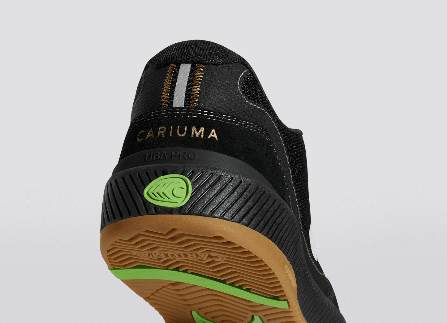 Sapatilhas Cariuma UBA PRO Black/Silver Cloud