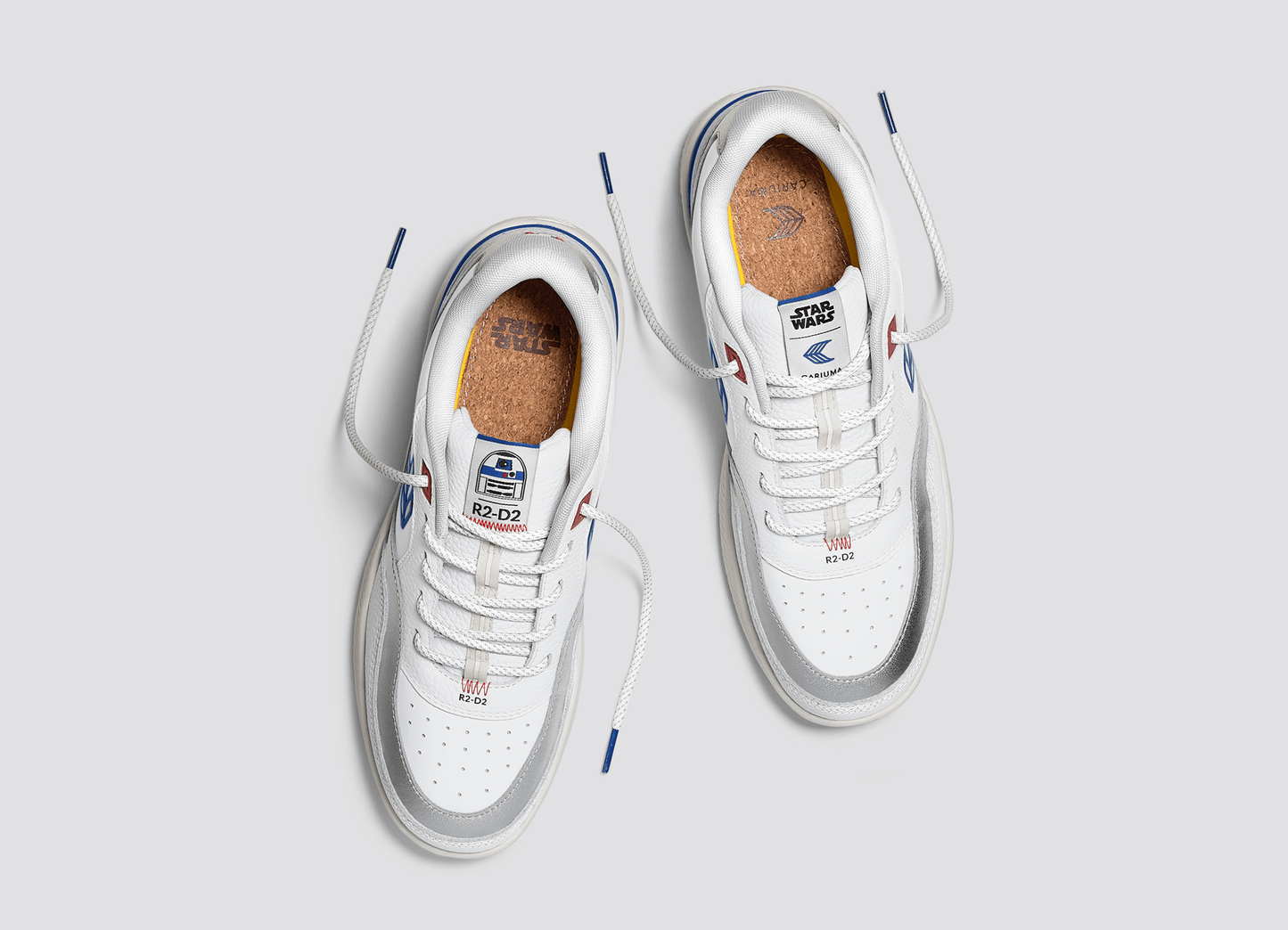 Sapatilhas Cariuma STAR WARS COLLABORATION - R2-D2 UBA PREMIUM White_Blue Logo