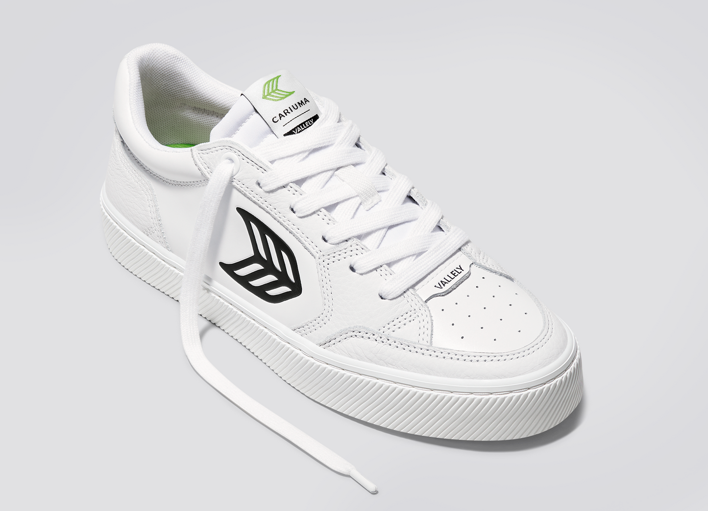 Sapatilhas Cariuma VALLELY White/Black
