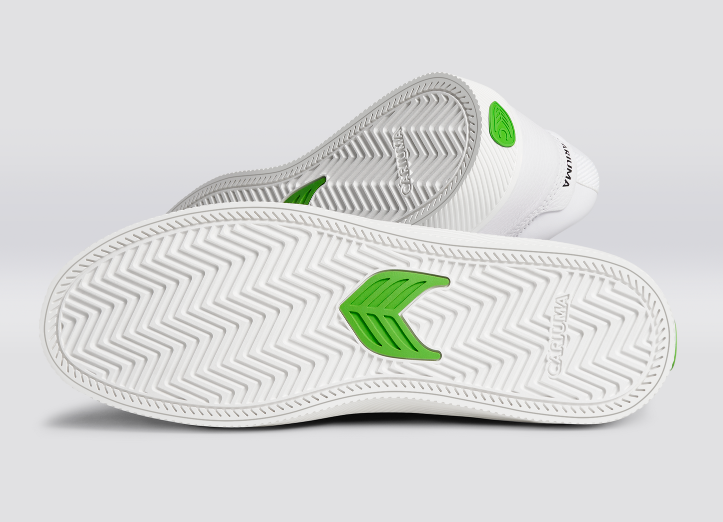Sapatilhas Cariuma VALLELY White/Black